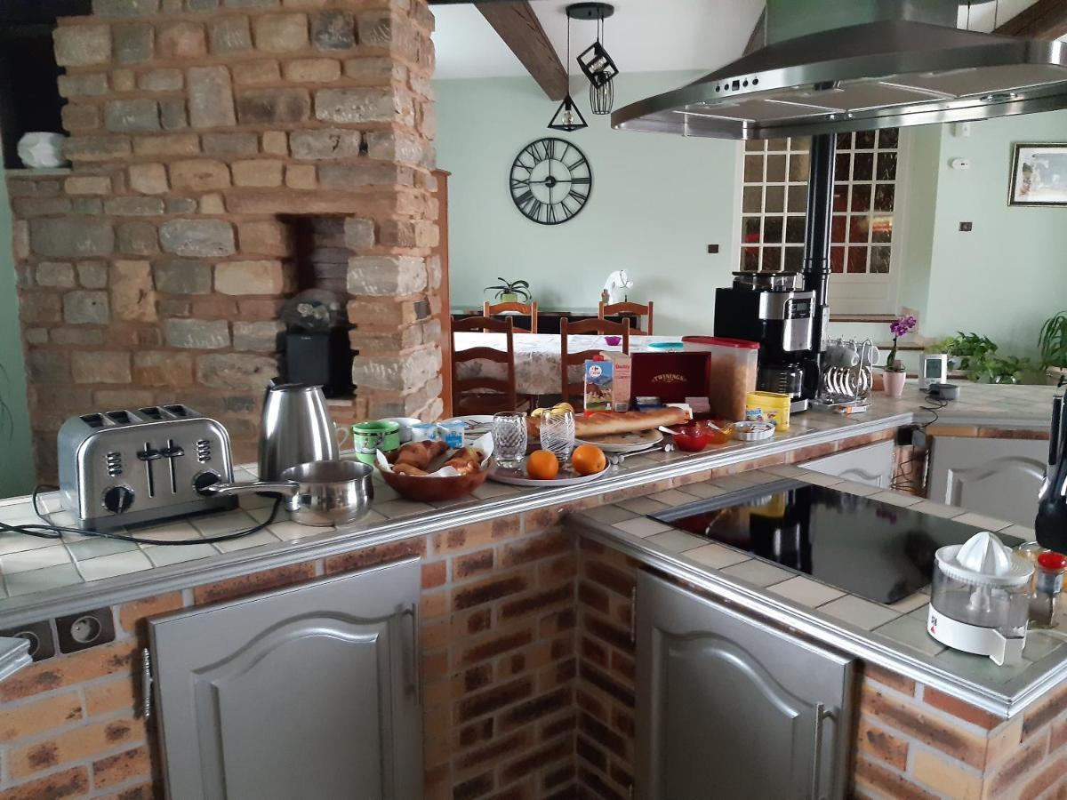 L Olivier De St Leger Bed & Breakfast Chateau  Bagian luar foto