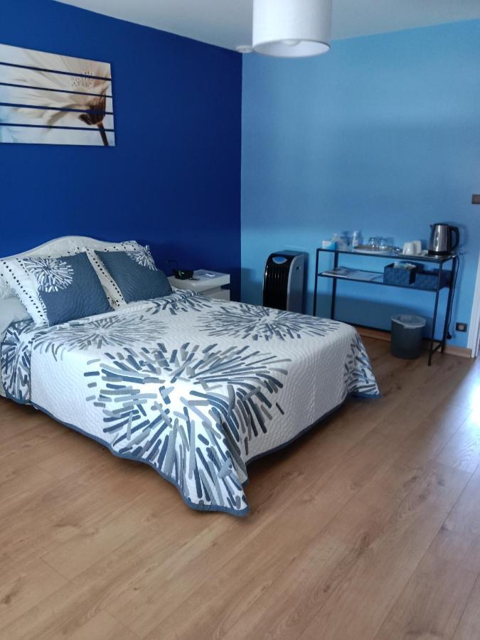 L Olivier De St Leger Bed & Breakfast Chateau  Bagian luar foto